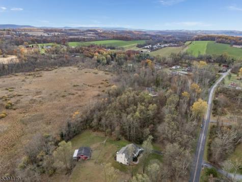 143 Vail Road Knowlton NJ 07832