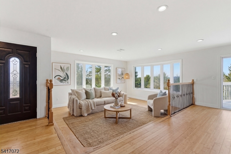 2 Rossi Drive Clinton NJ 08809