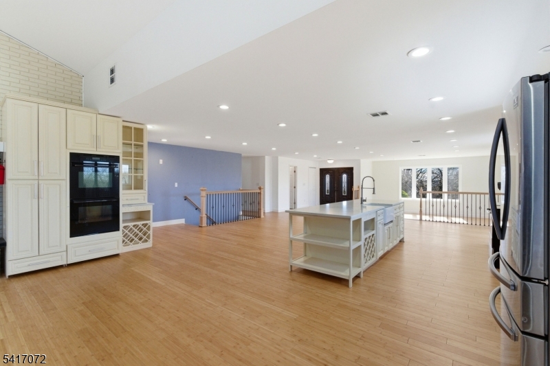 2 Rossi Drive Clinton NJ 08809