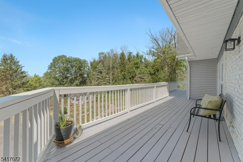 2 Rossi Drive Clinton NJ 08809