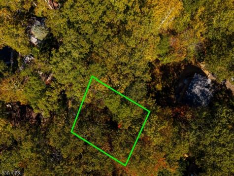 2011 Lakeside Drive Vernon NJ 07422