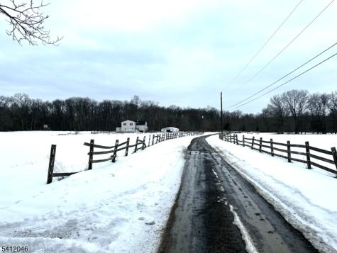 73 Featherbed Lane Raritan NJ 08822