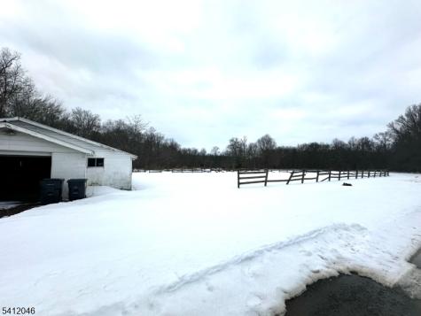 73 Featherbed Lane Raritan NJ 08822