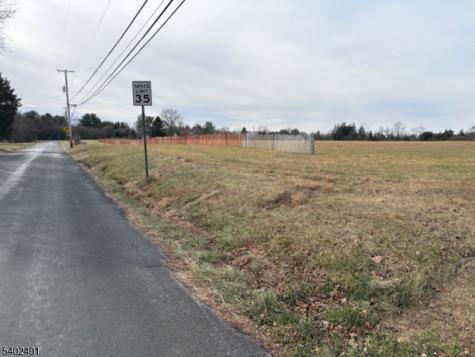 1072 Barley Sheaf Road Readington NJ 08822