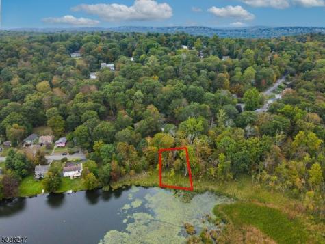 99 Seneca Lake Road Sparta NJ 07871