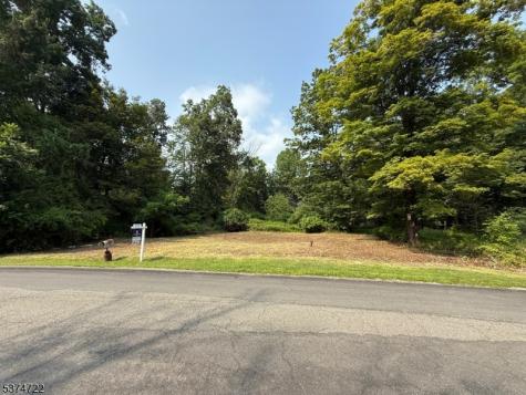 15 Bernard Drive Andover NJ 07860