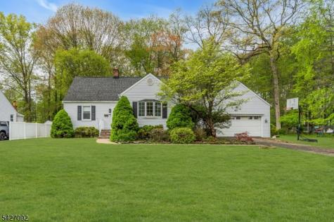 63 Cathedral Avenue Florham Park NJ 07932