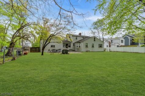 63 Cathedral Avenue Florham Park NJ 07932