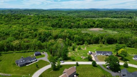 22 Estell Drive Hardyston NJ 07416
