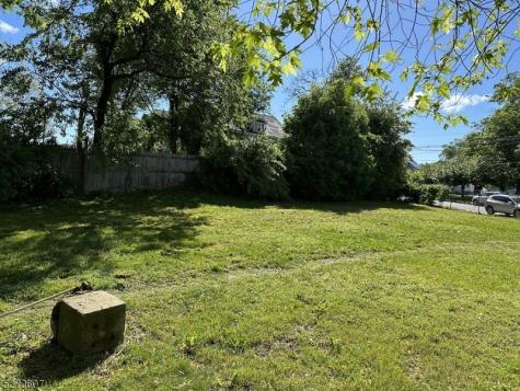 667 S 2nd Street Plainfield NJ 07060