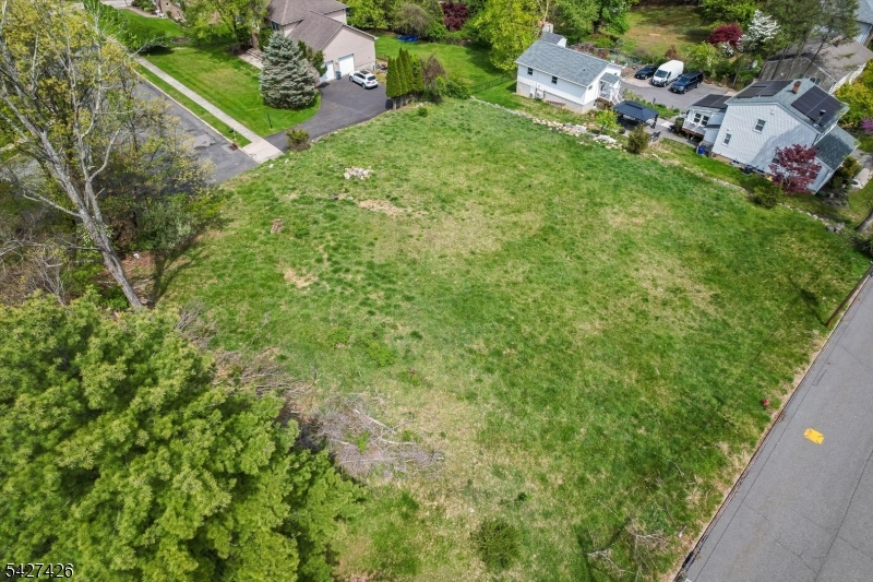 84 Roosevelt Avenue North Haledon NJ 07508
