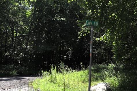 26 Fawn Run Montague NJ 07827