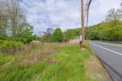 28 Brooklyn Stanhope Road Hopatcong NJ 07874