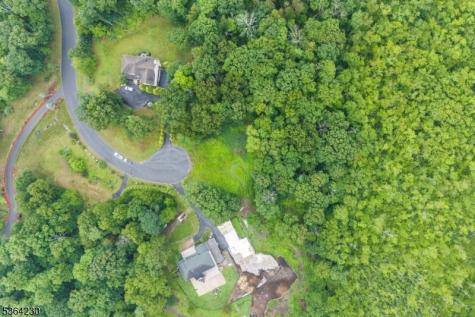 19 Lourdes Court Andover NJ 07821