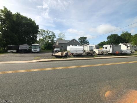 7 New Street Hampton NJ 08827