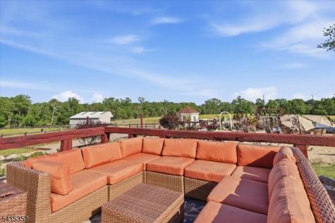 72 Pond Lane Holland NJ 08848