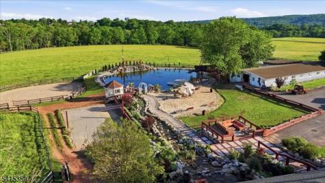 72 Pond Lane Holland NJ 08848