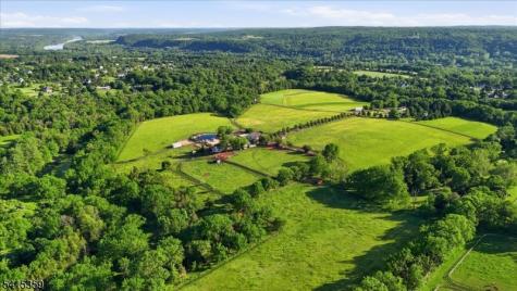 72 Pond Lane Holland NJ 08848