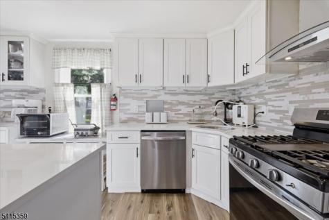 72 Pond Lane Holland NJ 08848