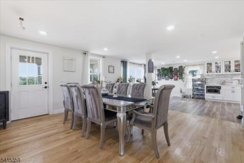 72 Pond Lane Holland NJ 08848