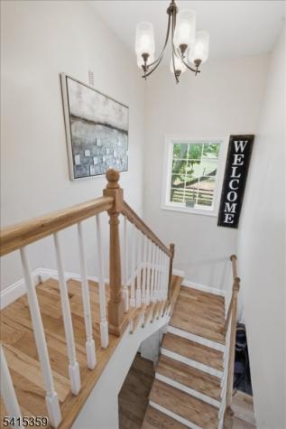 72 Pond Lane Holland NJ 08848