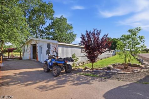 72 Pond Lane Holland NJ 08848