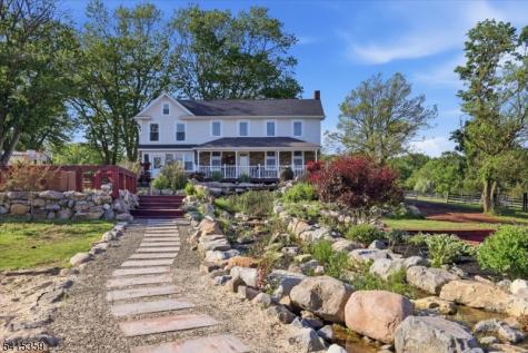 72 Pond Lane Holland NJ 08848
