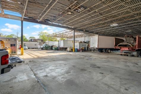 10 Park Avenue East Orange NJ 07017