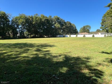 29 Eyland Avenue Roxbury NJ 07876