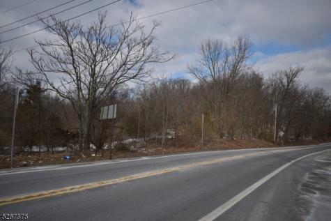 13 Lakeside West Milford NJ 07421