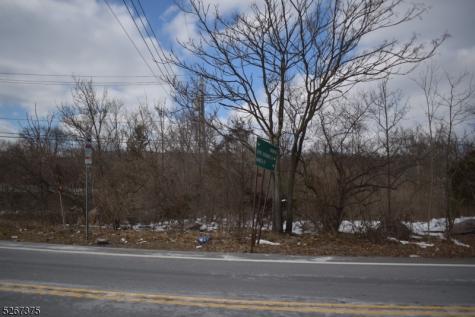 13 Lakeside West Milford NJ 07421