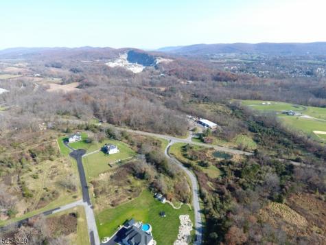 2 Davon Lane Hardyston NJ 07419