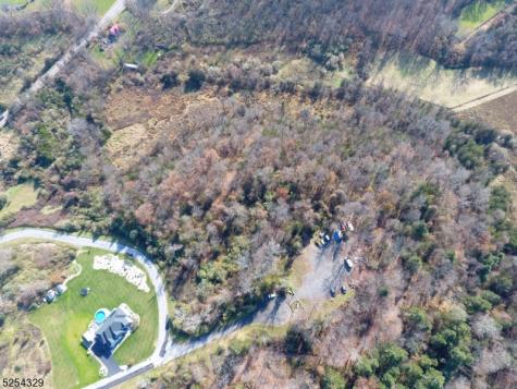 2 Davon Lane Hardyston NJ 07419