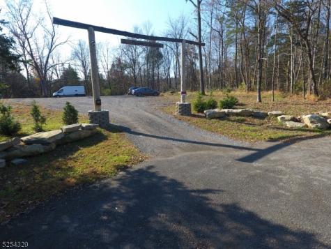 2 Davon Lane Hardyston NJ 07419