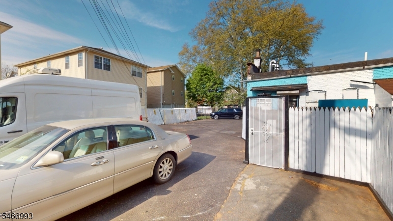 184 N Park Street East Orange NJ 07017