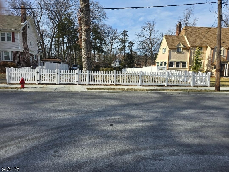 679 Haxtun Avenue City Of Orange NJ 07050