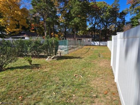 679 Haxtun Avenue City Of Orange NJ 07050