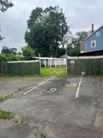 116 Oxford Street Paterson NJ 07522