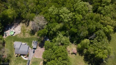 36 Countryside Road Knowlton NJ 07832