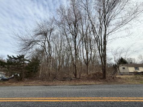 36 Countryside Road Knowlton NJ 07832