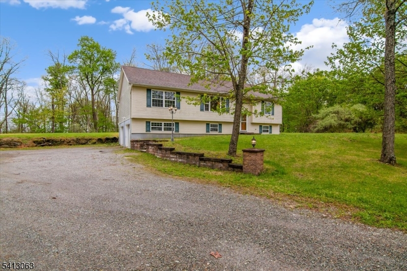 2 Oak Street Newton NJ 07860