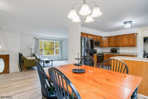 2 Oak Street Newton NJ 07860