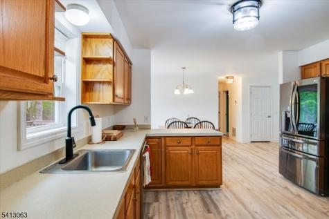2 Oak Street Newton NJ 07860