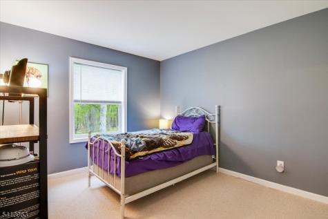 2 Oak Street Newton NJ 07860