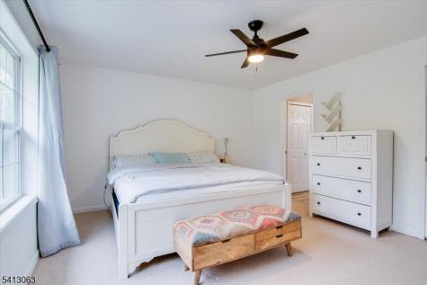 2 Oak Street Newton NJ 07860