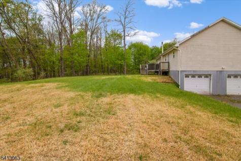 2 Oak Street Newton NJ 07860