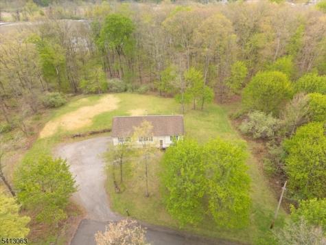 2 Oak Street Newton NJ 07860