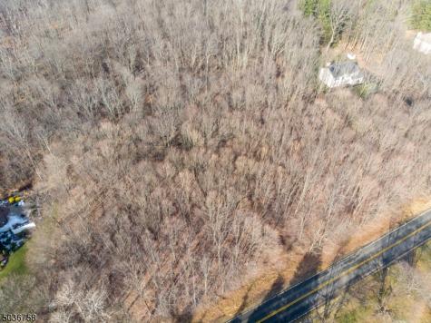28 W Springtown Road Washington NJ 07853