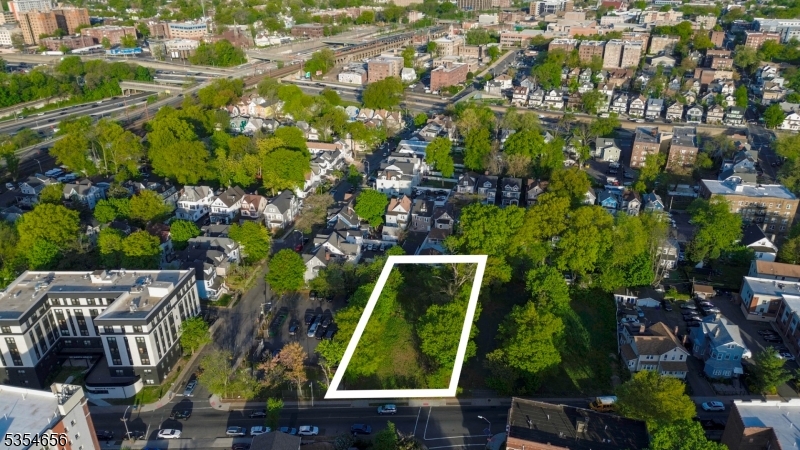 121 N Grove Street East Orange NJ 07017