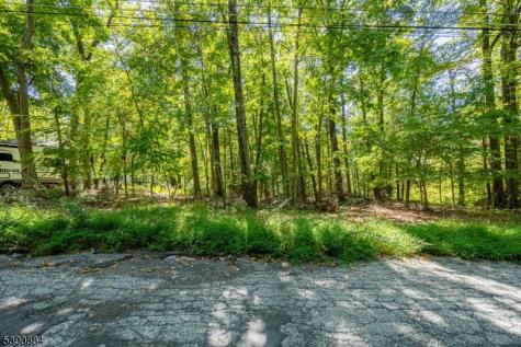 6 Ridge Road Vernon NJ 07461